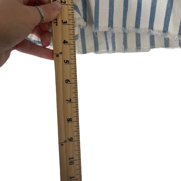 Levi's Juniors Size 5 Blue White Striped Cut Off Cotton Shorts‎ - Picture 9 of 9